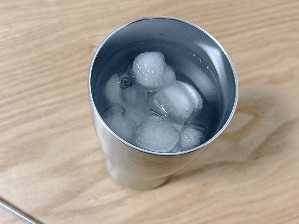 2時間たっても氷が残っている
