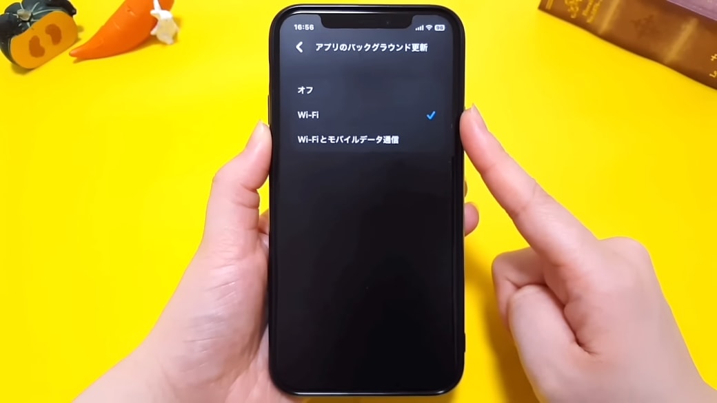 「Wi-Fi」か「Wi-Fiとモバイルデータ通信」も選択できる