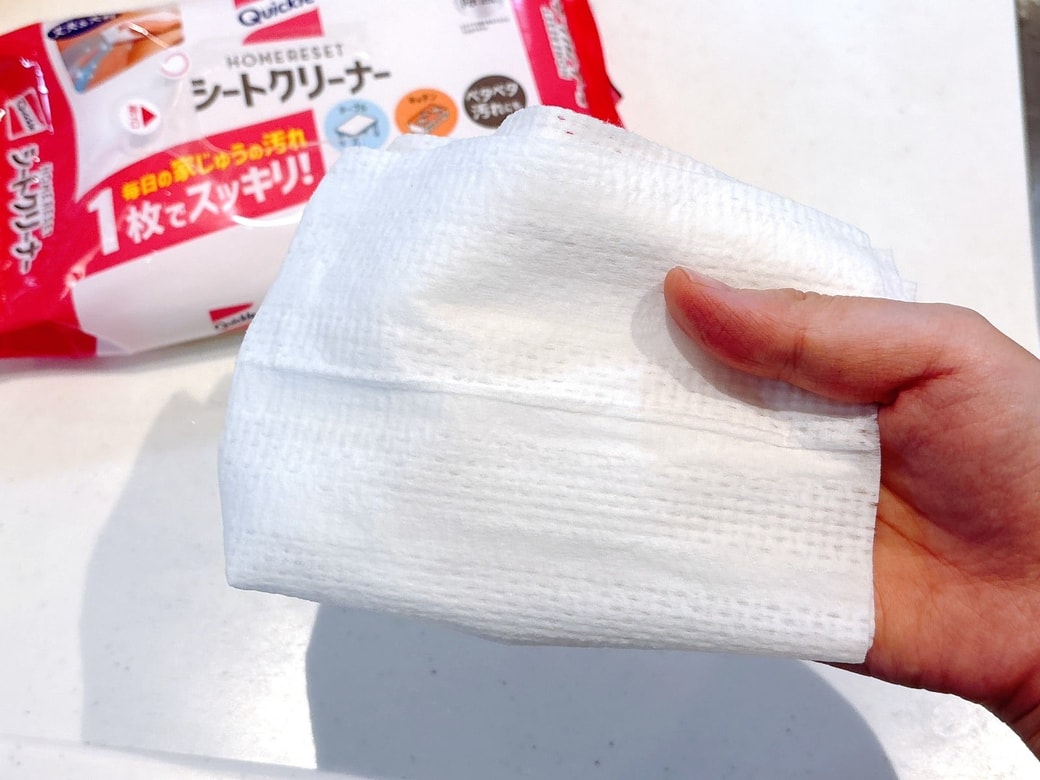 用意するのは、クイックルホームリセット　シートクリーナーだけ
