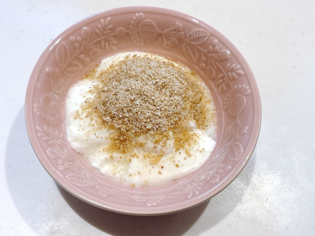 簡単に作れる「すりごまヨーグルト」