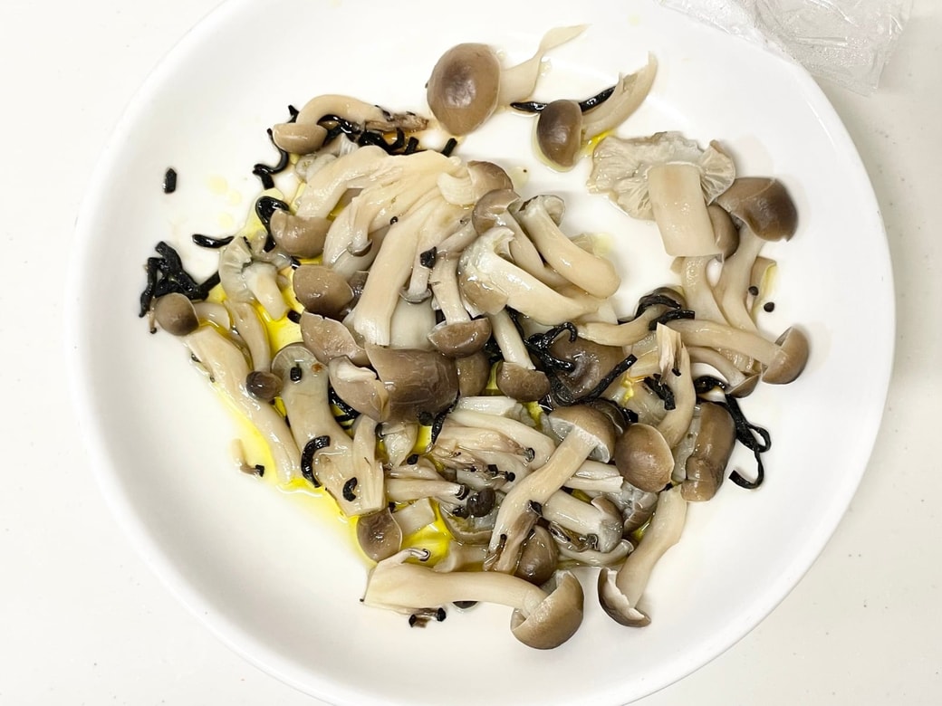 きのこの塩昆布オイル漬け