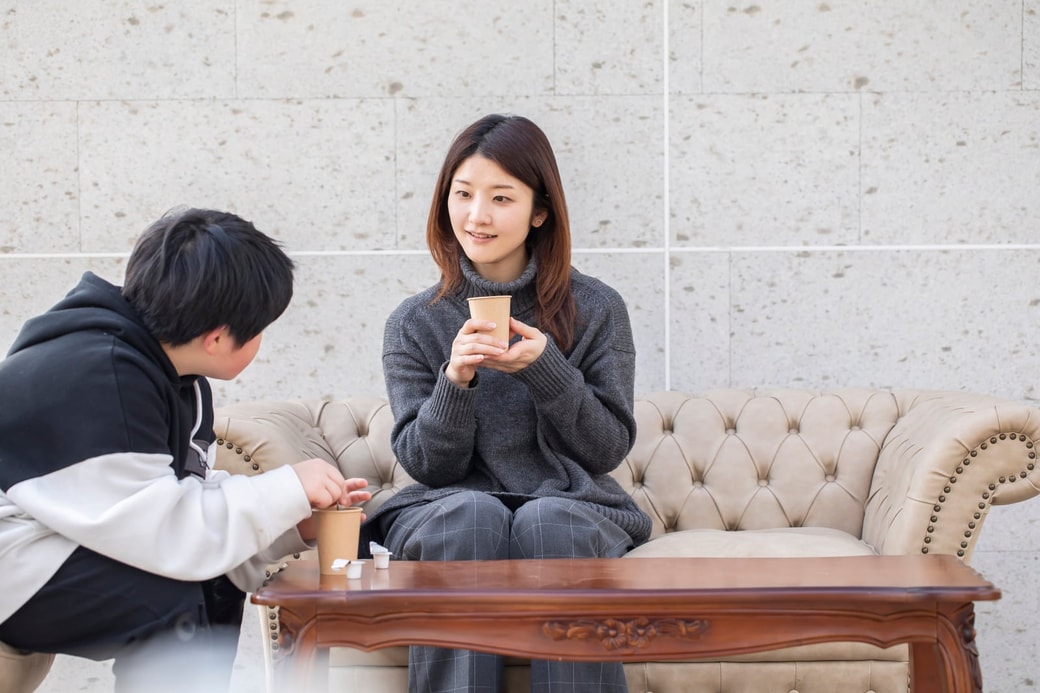 話す親子