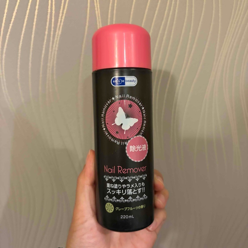 乾いた蛍光ペンを復活させるために使うのは「除光液」！消毒用エタノールでも代用可能です。