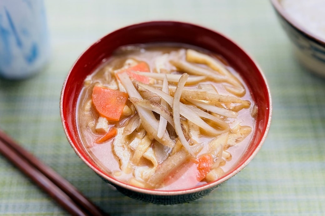 新ごぼうのみそ汁