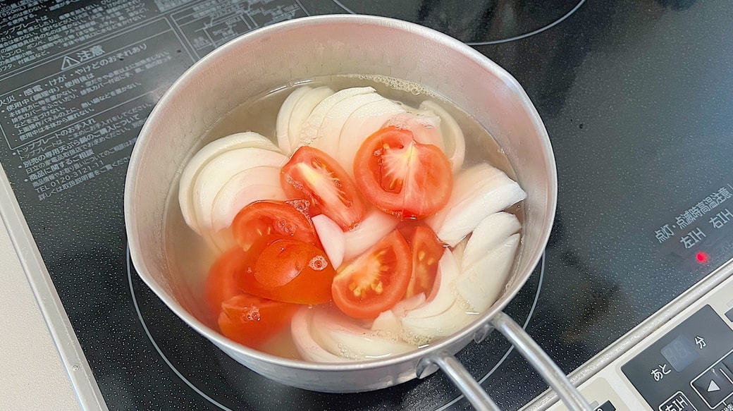 新玉ねぎとトマト