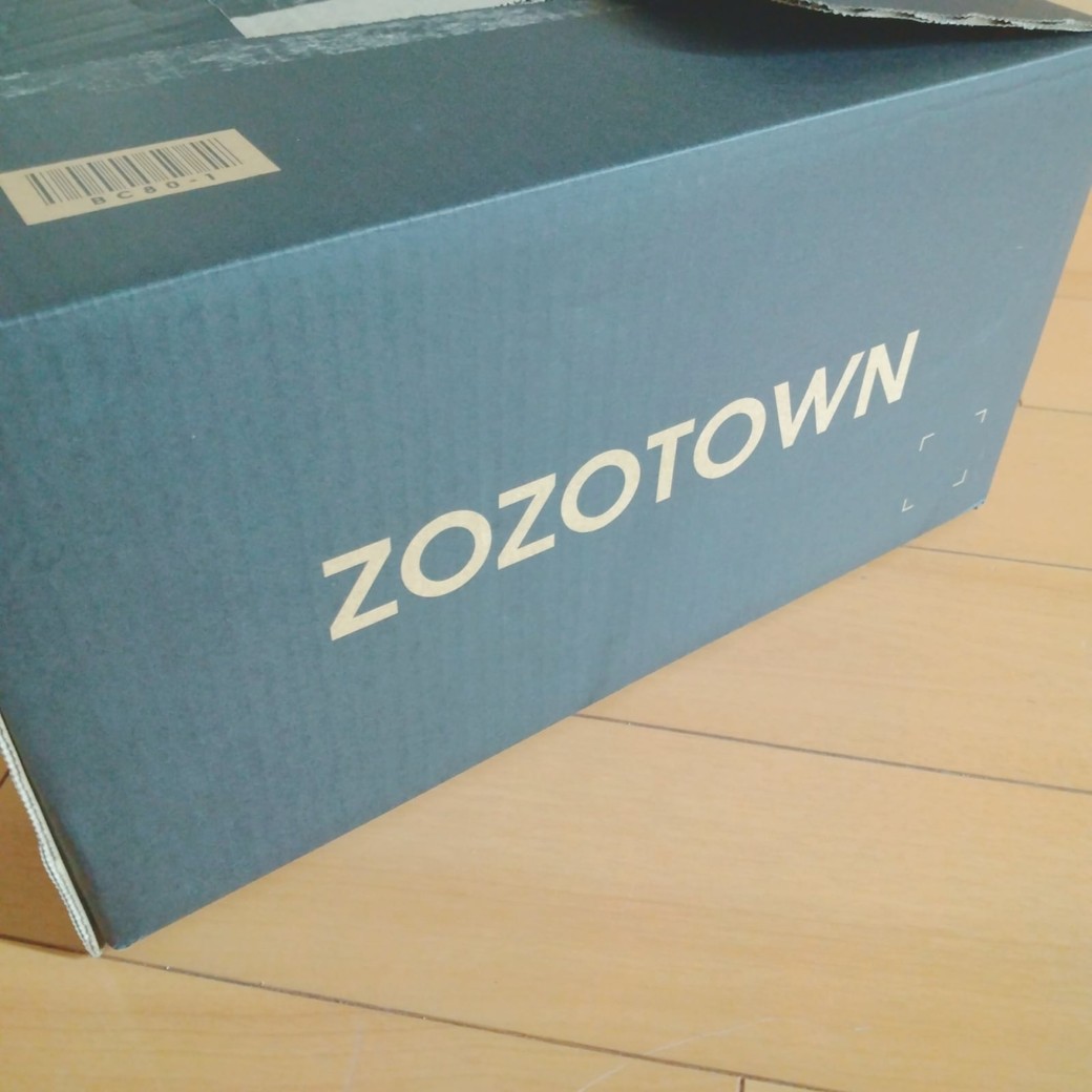 ZOZOTOWNの黒い箱
