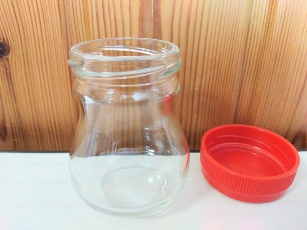 ほんだしの空き容器
