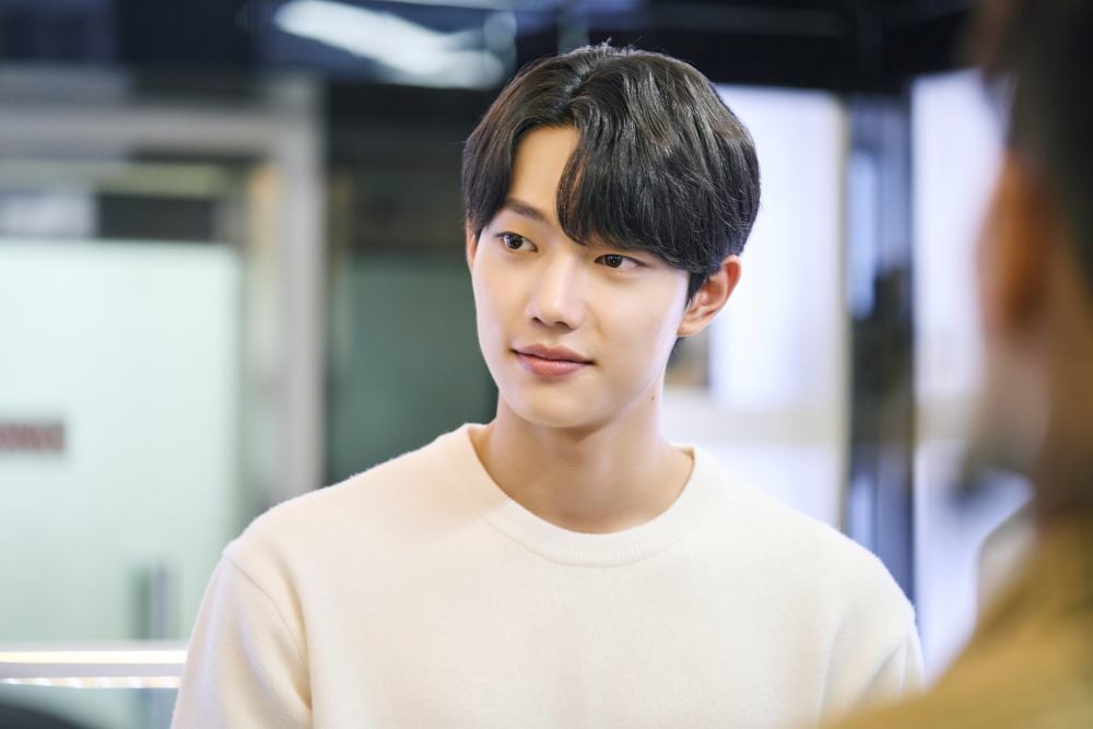 『バニーとお兄さんたち』 © Kakao Entertainment Corp. All Rights Reserved U-NEXTにて独占配信中