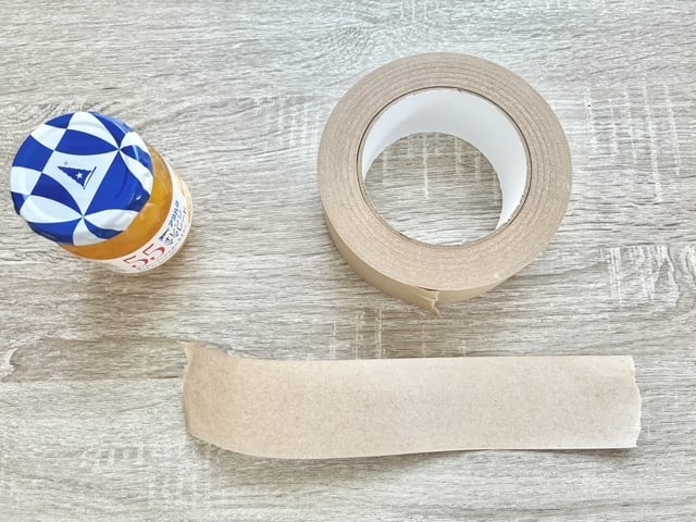 ガムテープ