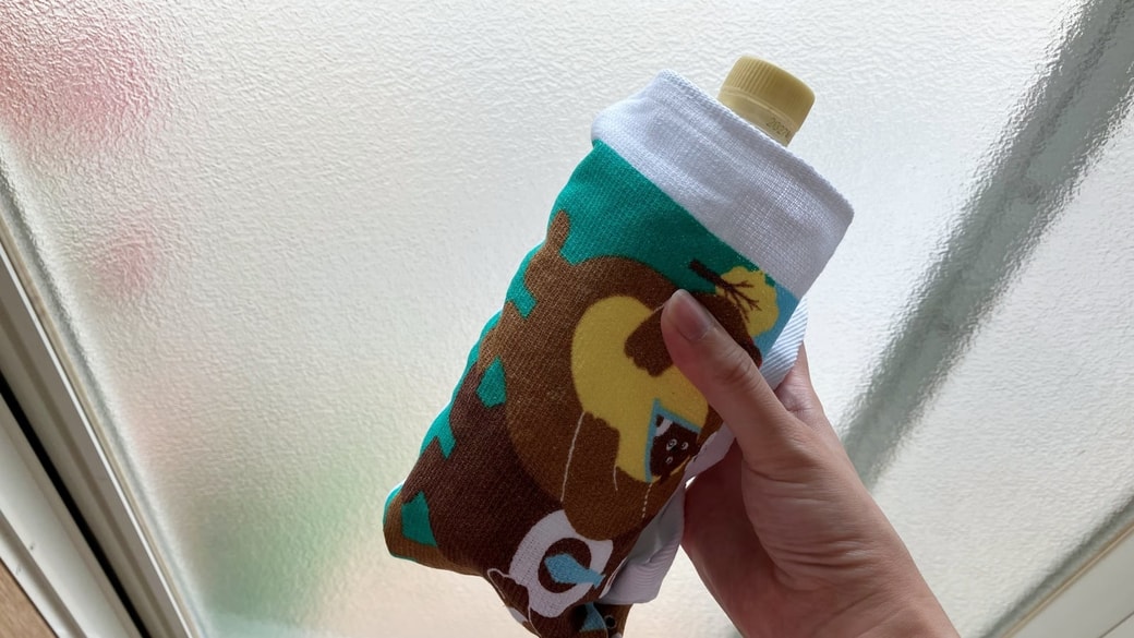 タオルを巻いたペットボトル