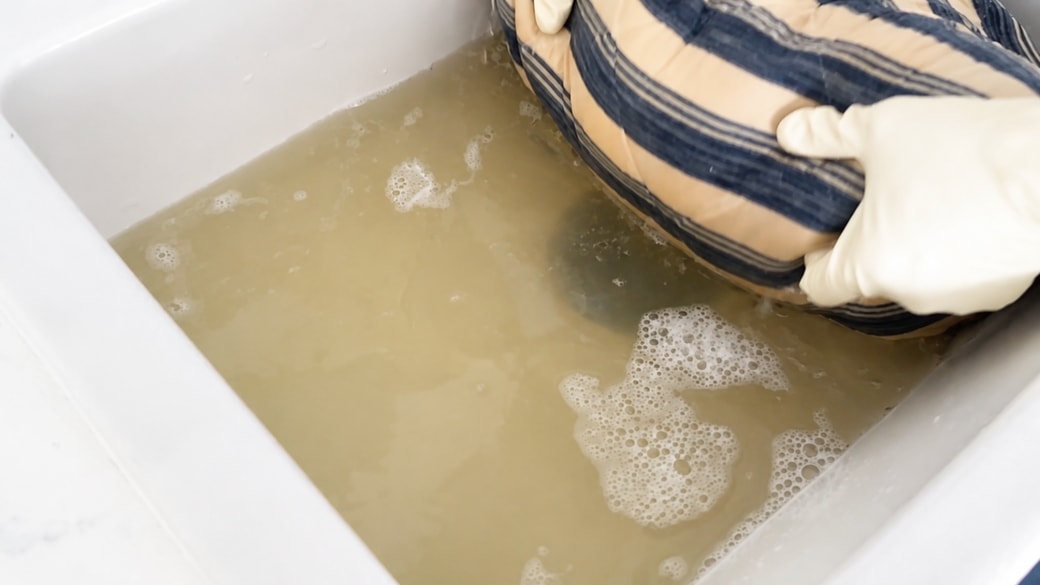 敷パッドの汚水