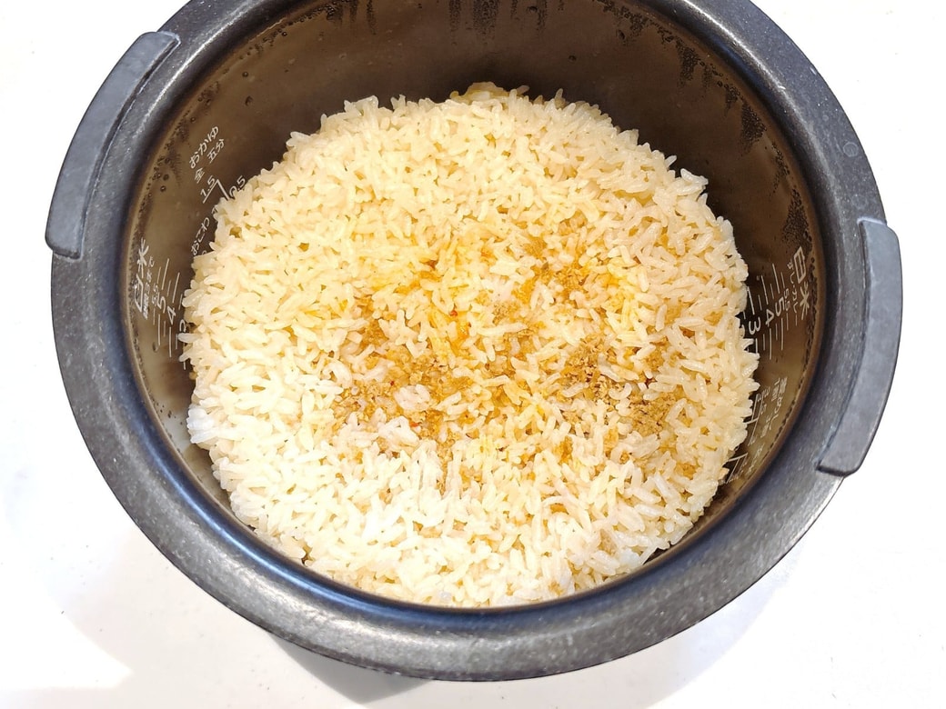 炊き上がった「麻婆豆腐の素ごはん」