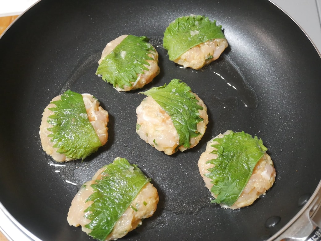 肉だね側から焼く