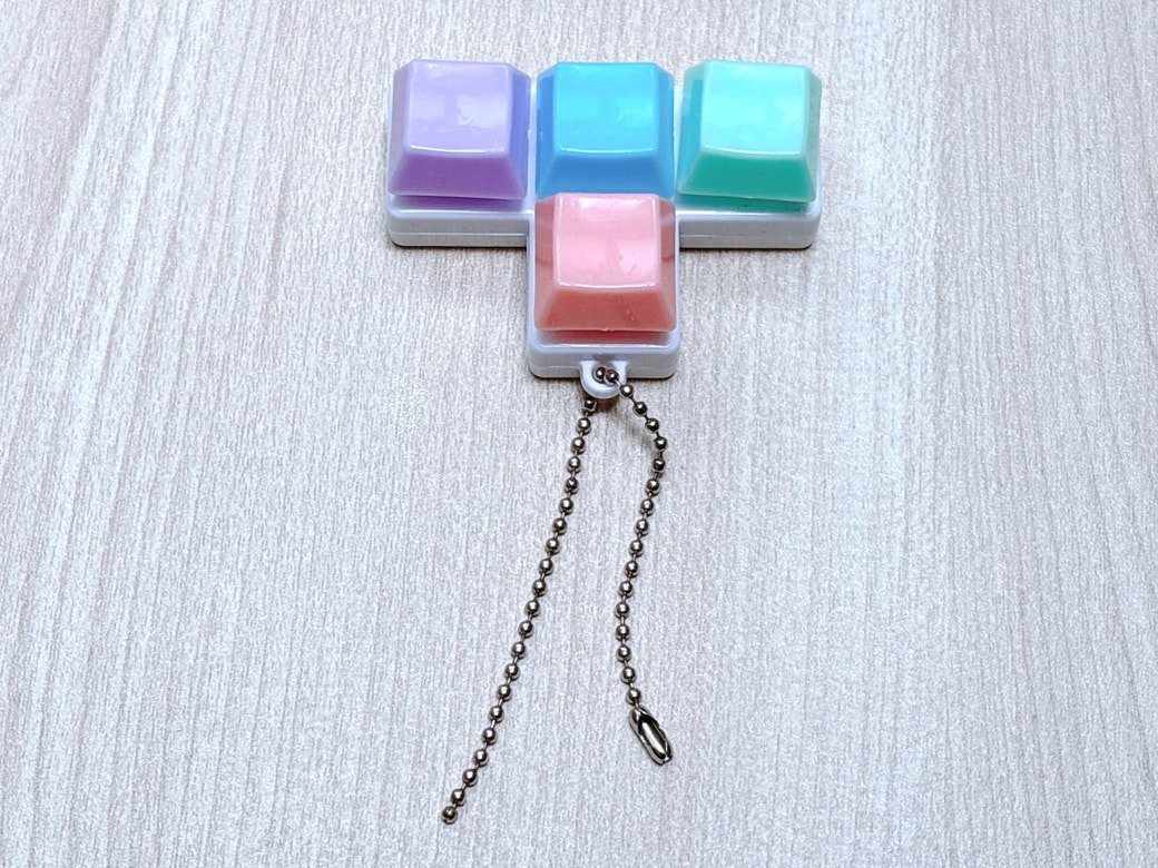 ボールチェーンを外す