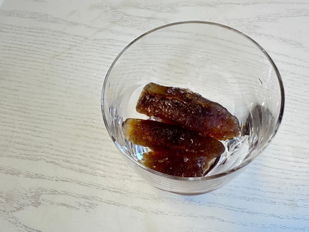コーヒー氷を砕いたもの