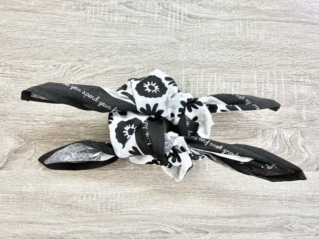 結ぶ