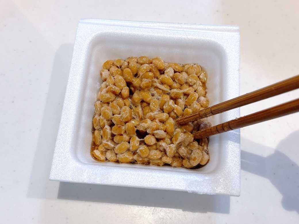 納豆を混ぜる
