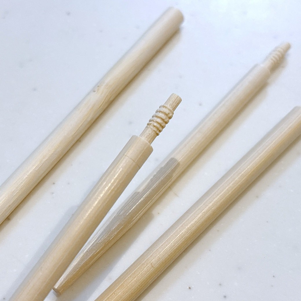 つなげると箸になる