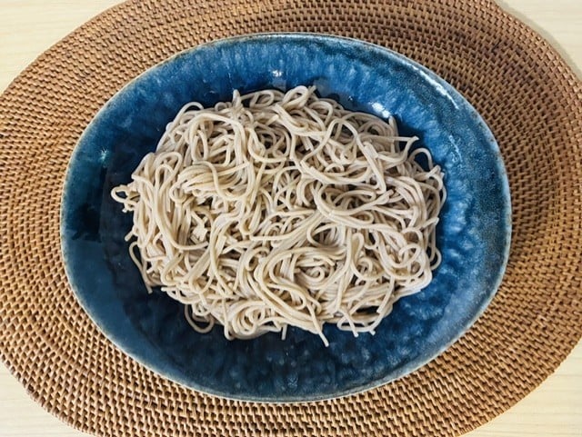 アボカドそば