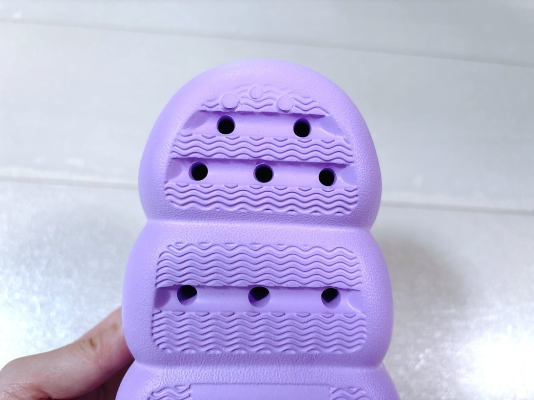 靴の裏には滑り止めが