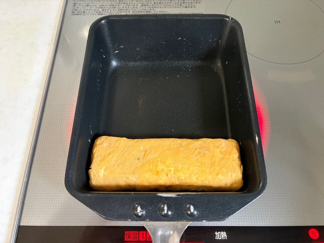残りの卵液も同様に焼いて巻く