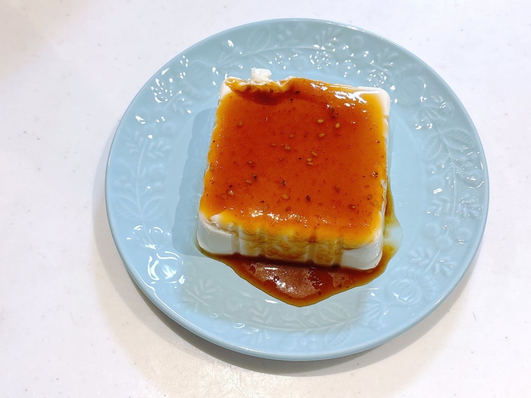 できあがった「焼き肉のたれで食べる冷奴」
