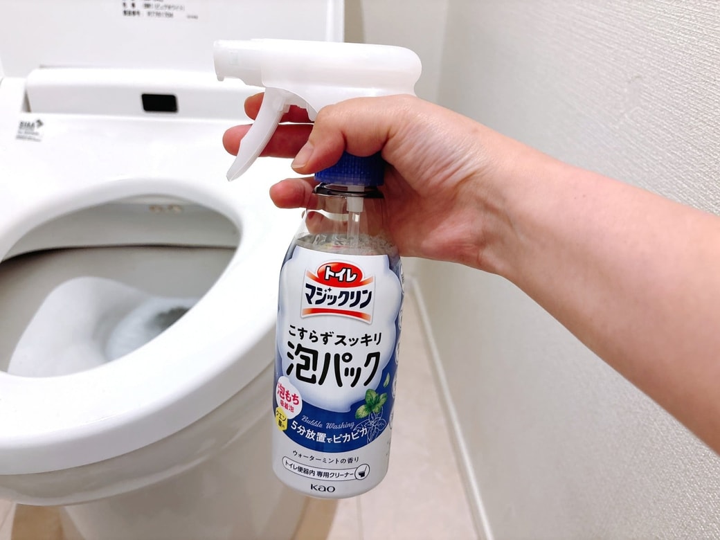 花王の「トイレマジックリン　こすらずスッキリ泡パック」