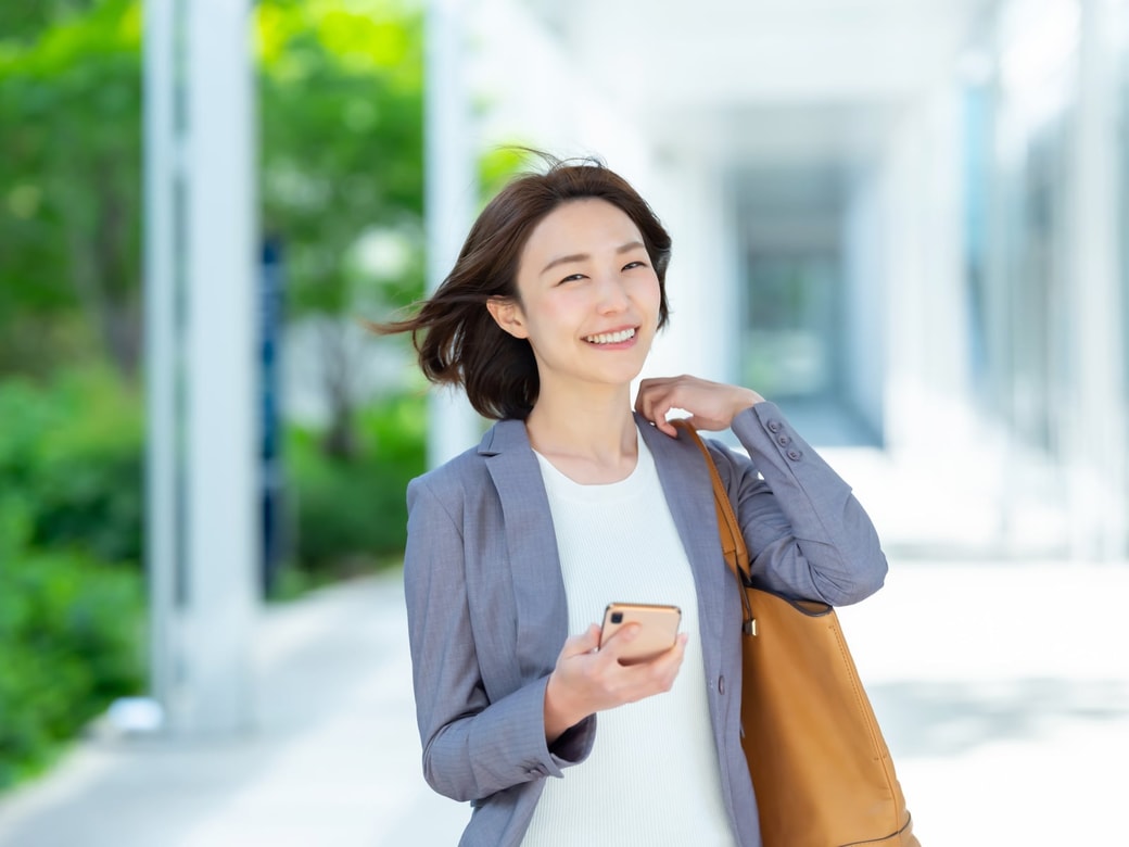 働く女性