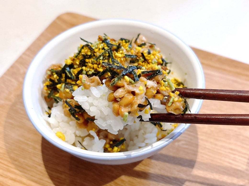 いつもの納豆ごはんに飽きたら試してみて