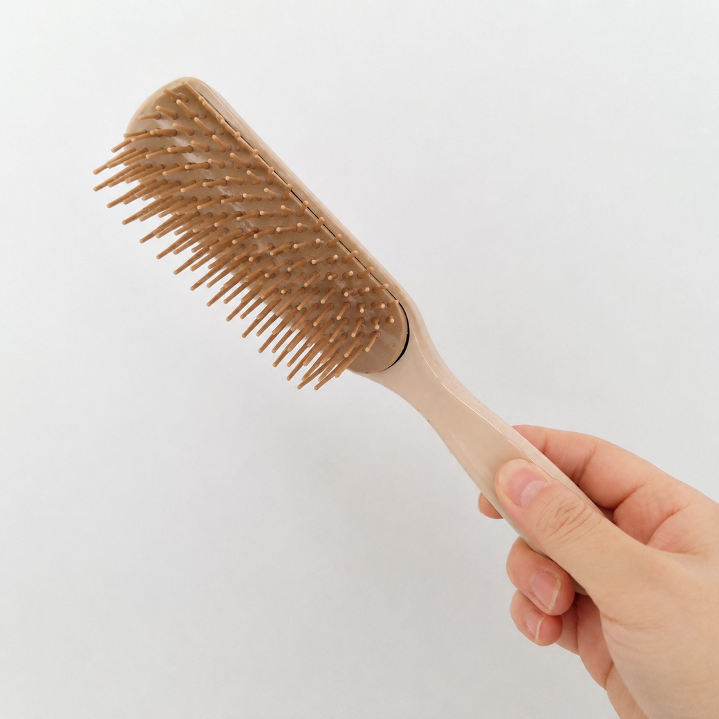 ヘアブラシ