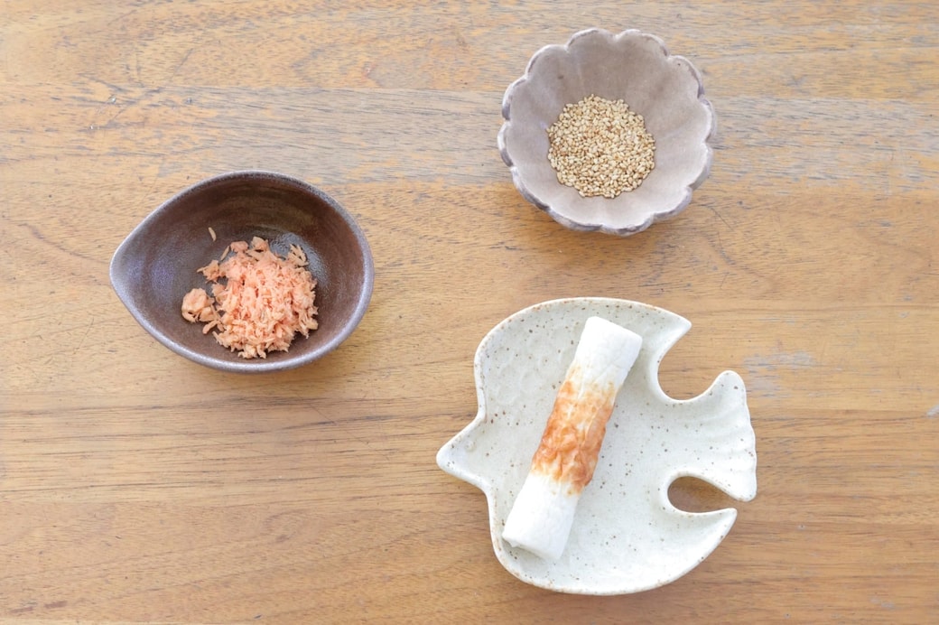 「鮭とちくわのおにぎり」