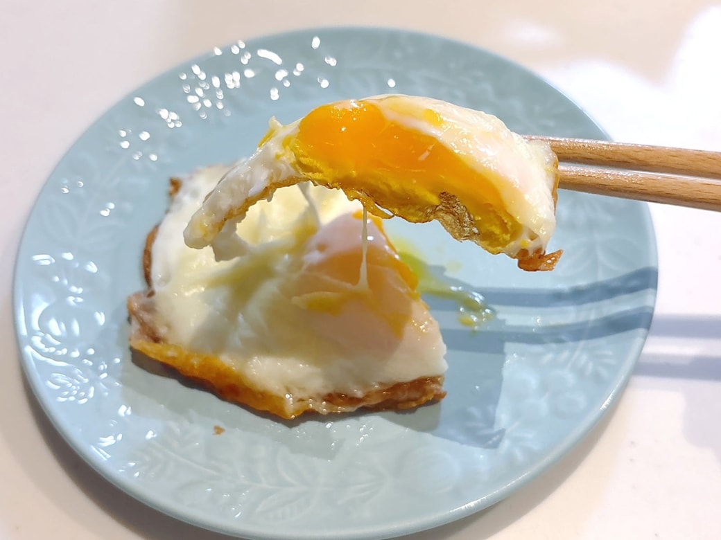 いつもの目玉焼きに飽きたら作ってみて