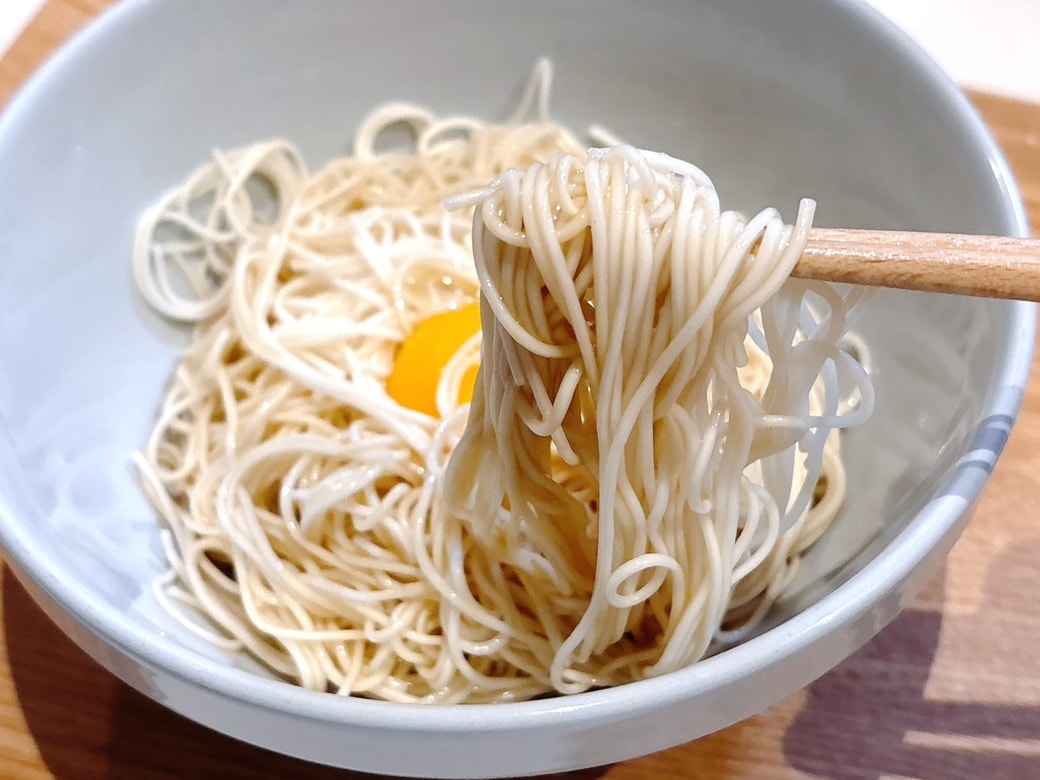 ポン酢とごま油でするするっと食べられる