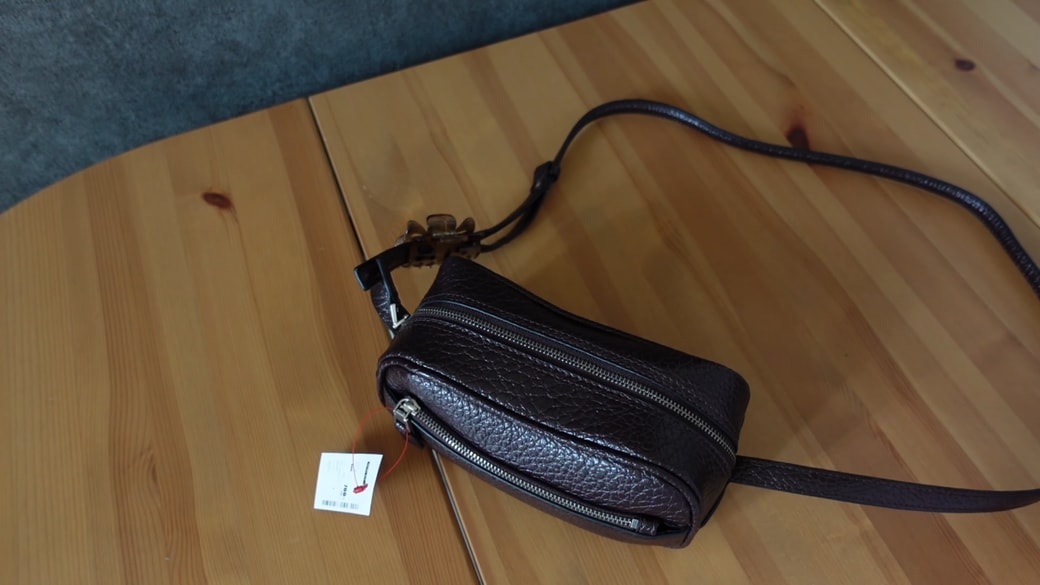 セカスト購入のバッグ