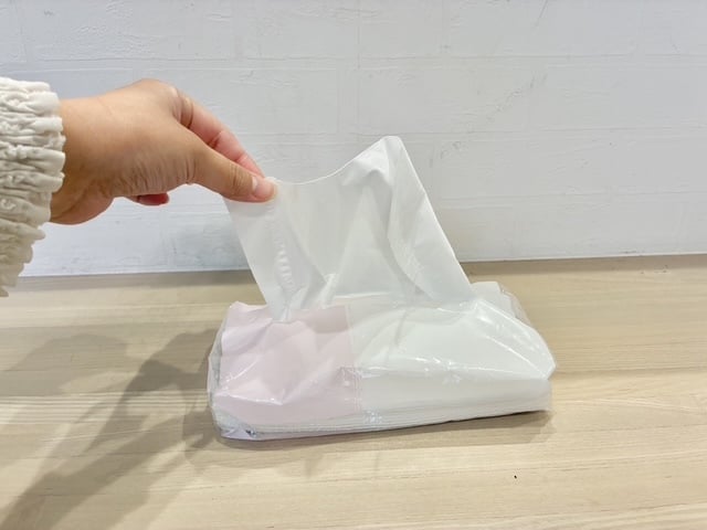 ティッシュ