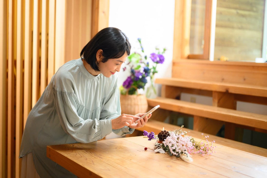 花を撮る人