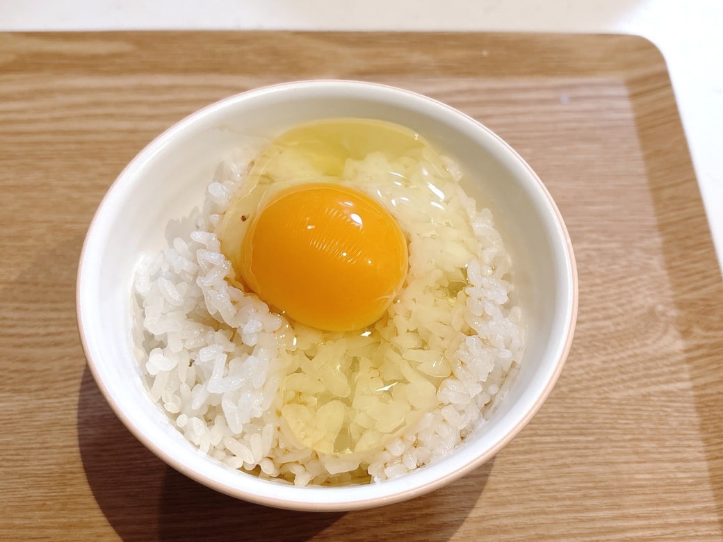できあがったポン酢卵かけごはん