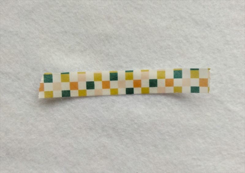 マスキングテープを切ったところ