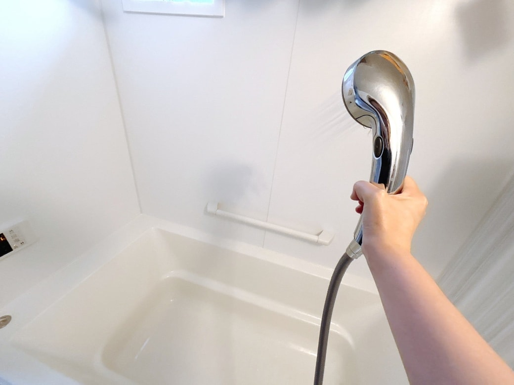 対策その1.冷水をまいて温度を下げる