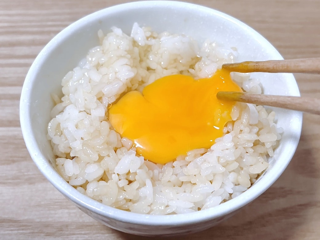 醤油ごはんを作ってから卵を加えるので、味にムラがない