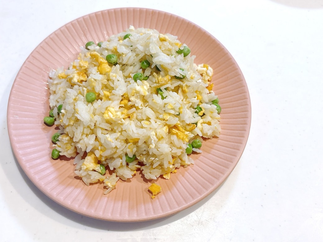 できあがった「昆布茶チャーハン」