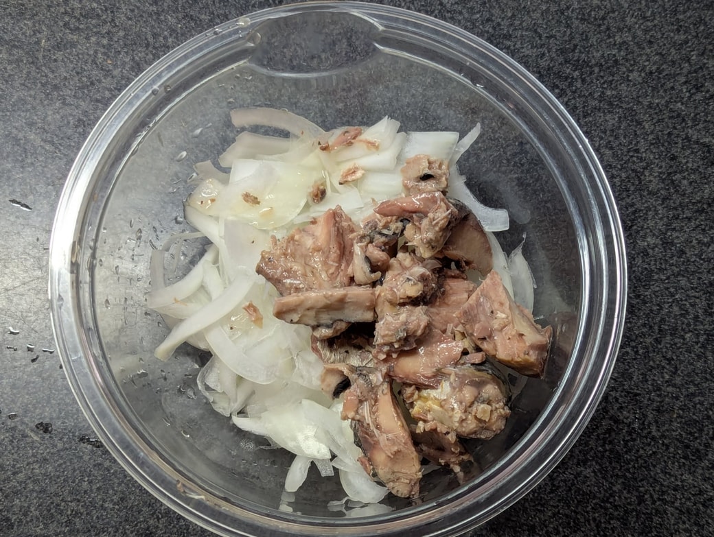 鯖缶