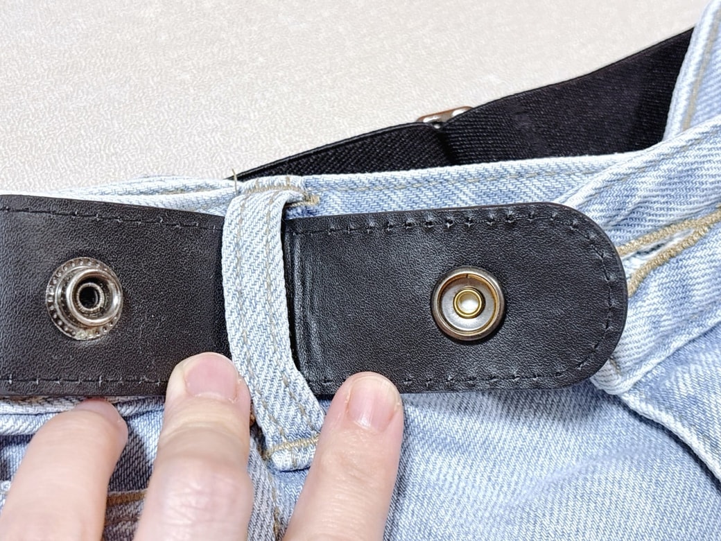 ボタンで簡単に着脱できる