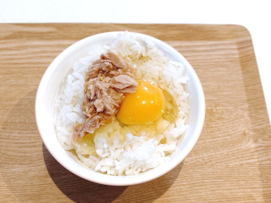 「ツナ入り卵かけごはん」のできあがり
