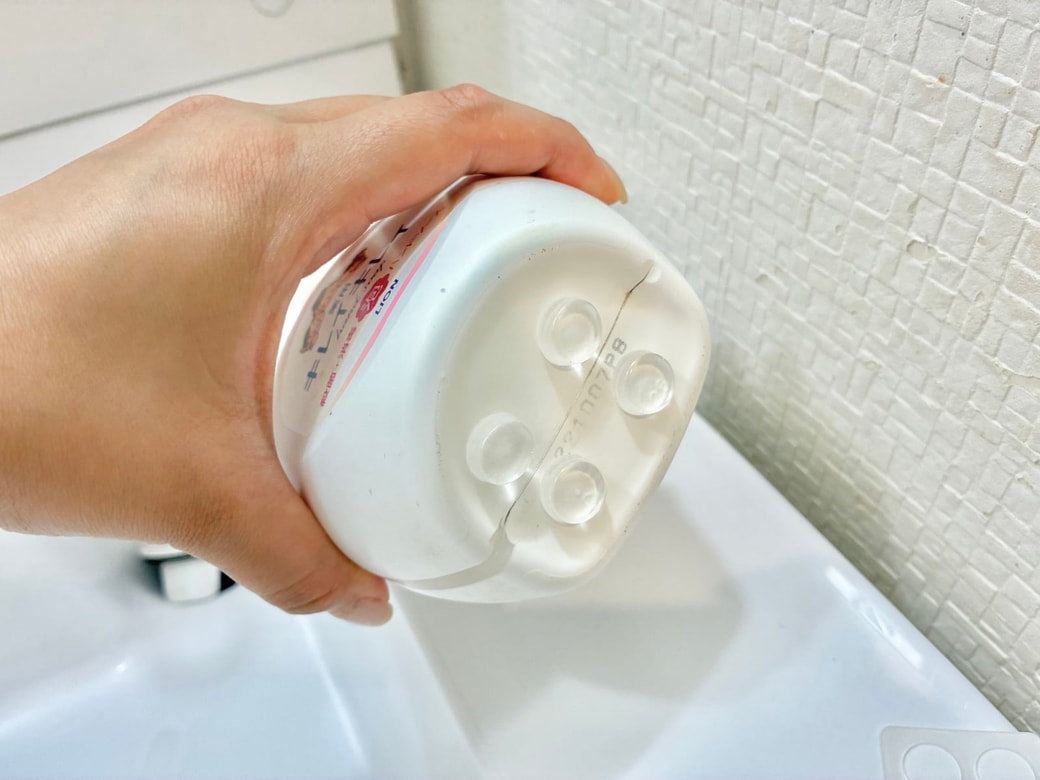 貼る