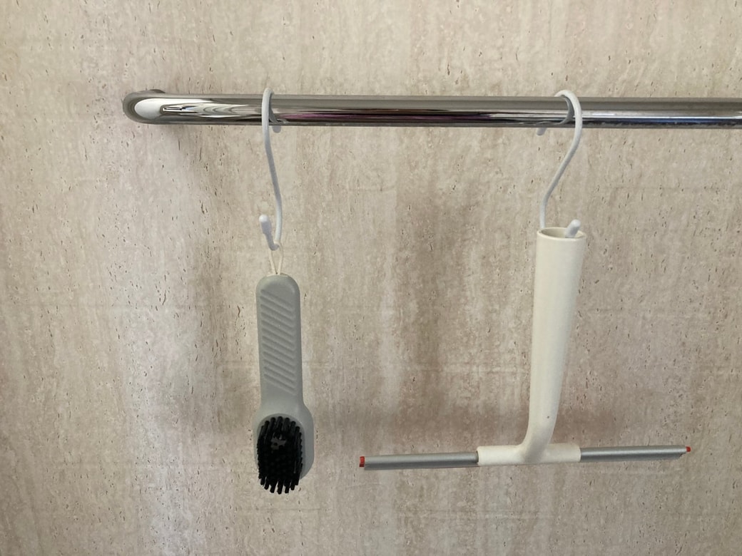 洗剤INブラシ画像:吊下げ収納