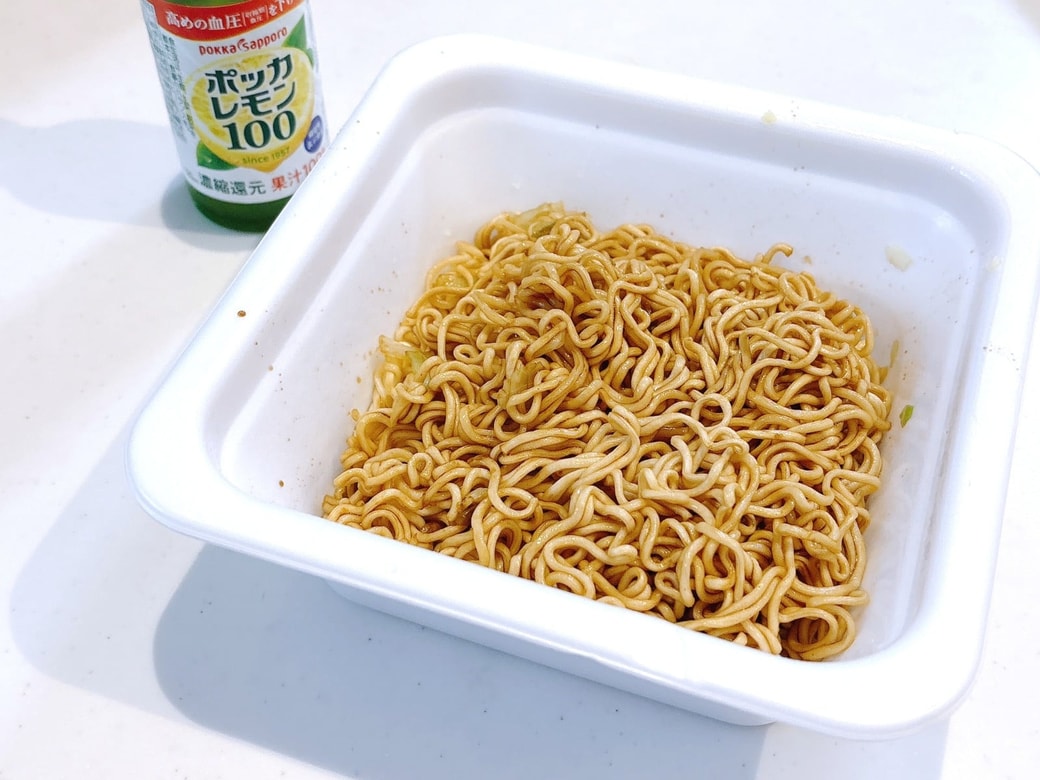レモン汁の酸味で飽きずに食べられる