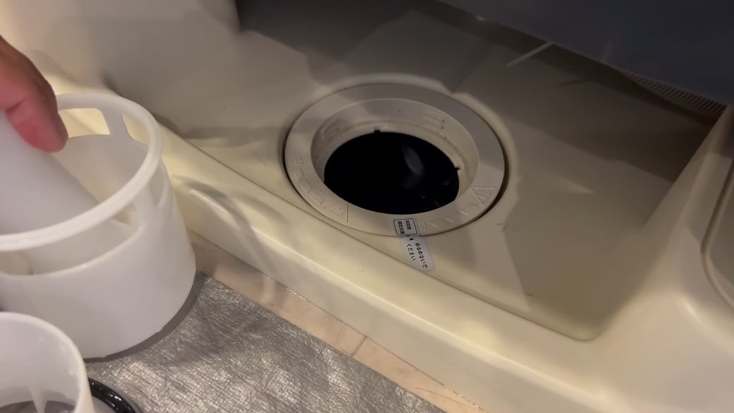 洗濯機の排水口