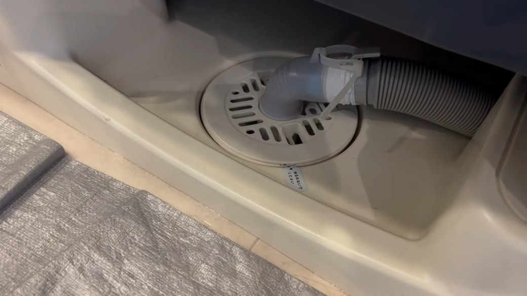洗濯機の排水口