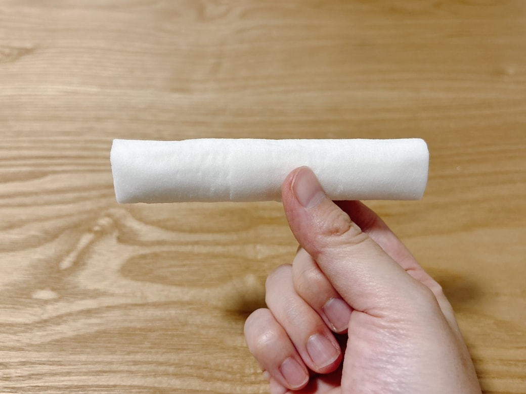まるでおしぼりのような冷タオル